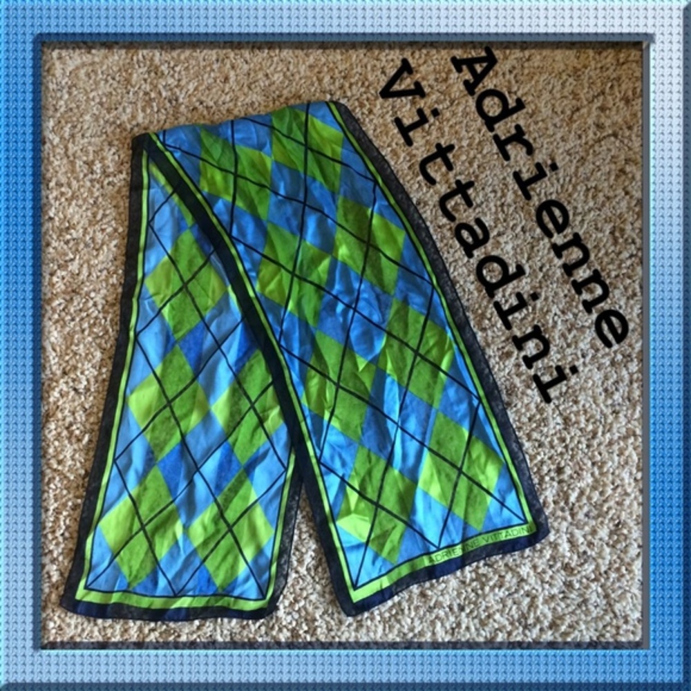 Adrienne Vittadini‎ scarf